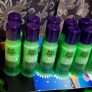 Bed head curl amplifier